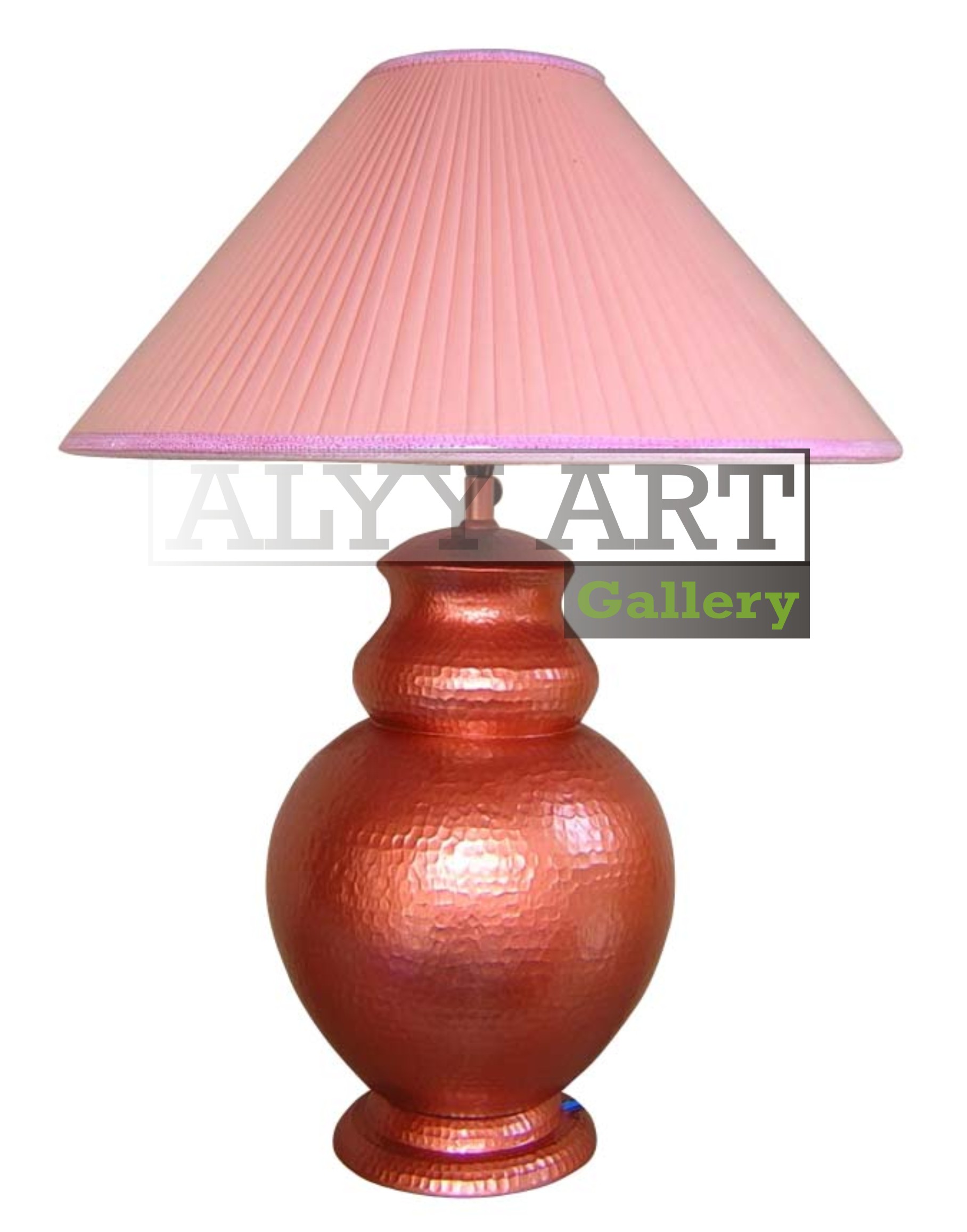 Kerajinan Lampu Meja Tembaga