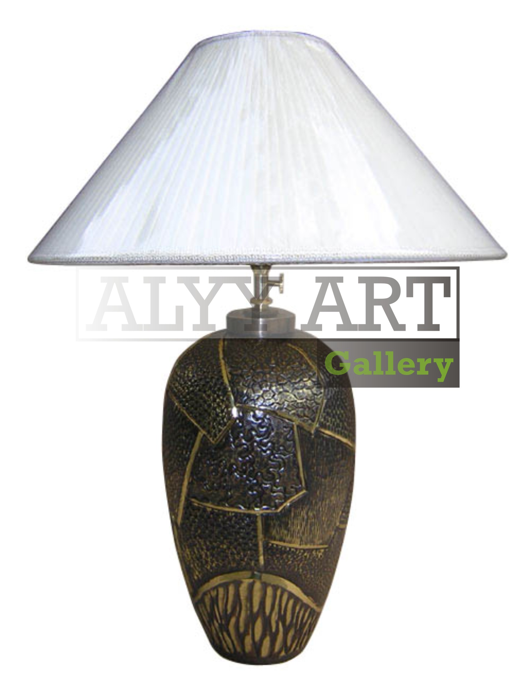 Kerajinan Lampu Meja Tembaga