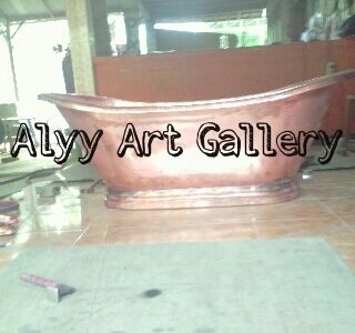 Kerajinan Bak Mandi Tembaga